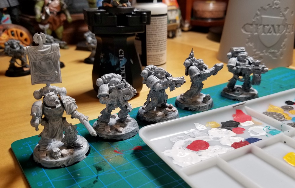 I need advice on brush on primer method. It doesn't seem to cover my  miniature : r/Warhammer40k
