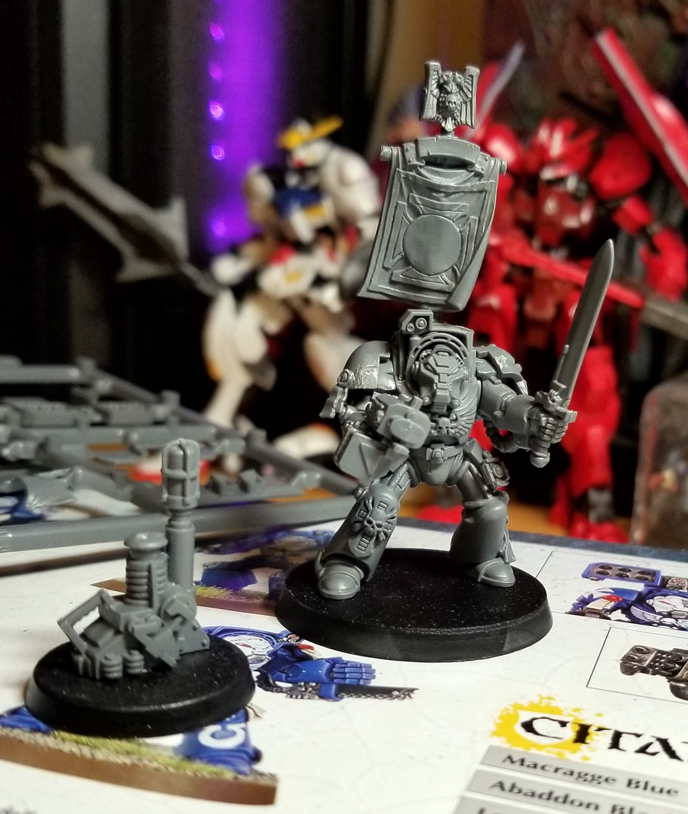 Nuln oil ( Agrax earthshade is this case) makes all the difference. :  r/Warhammer40k