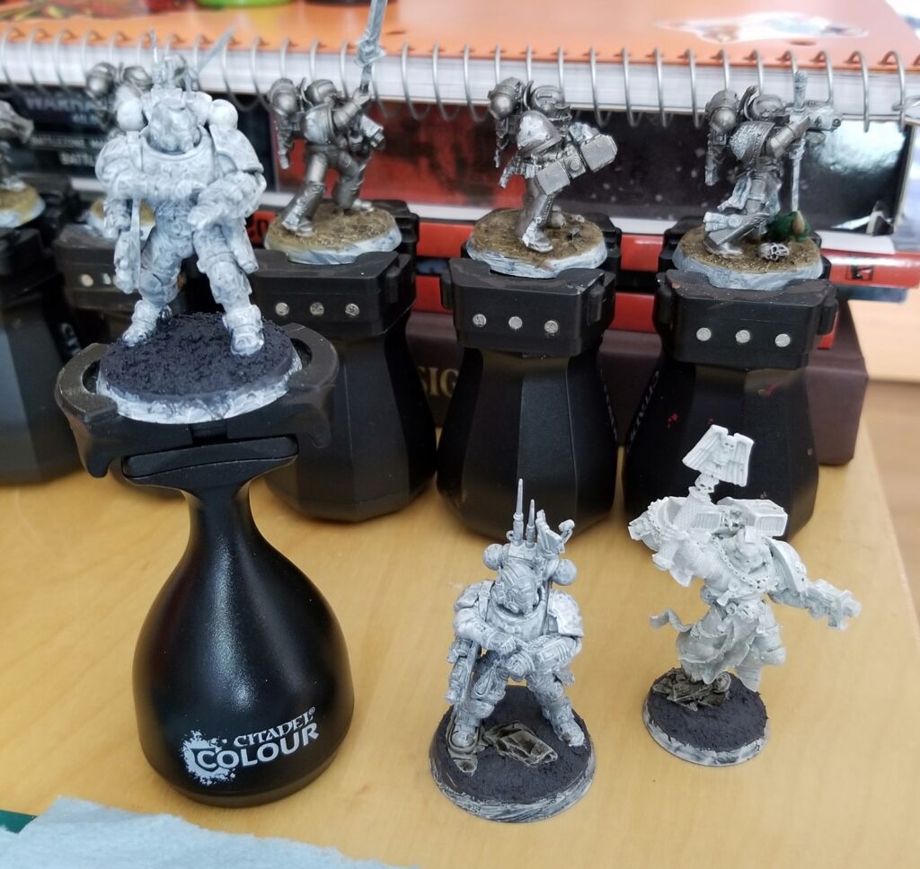 Painting Minis for Beginners - Space Marines Using the New Warhammer Paint  Set 